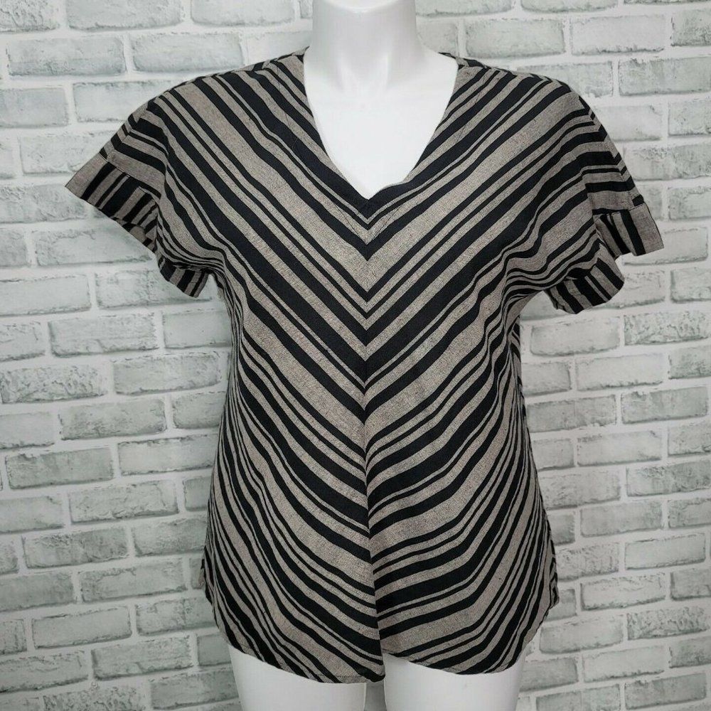 Andrea Jovine Size L V-Neck Top Ruffle‎ Sleeve Casual Blouse Chevron Pattern
